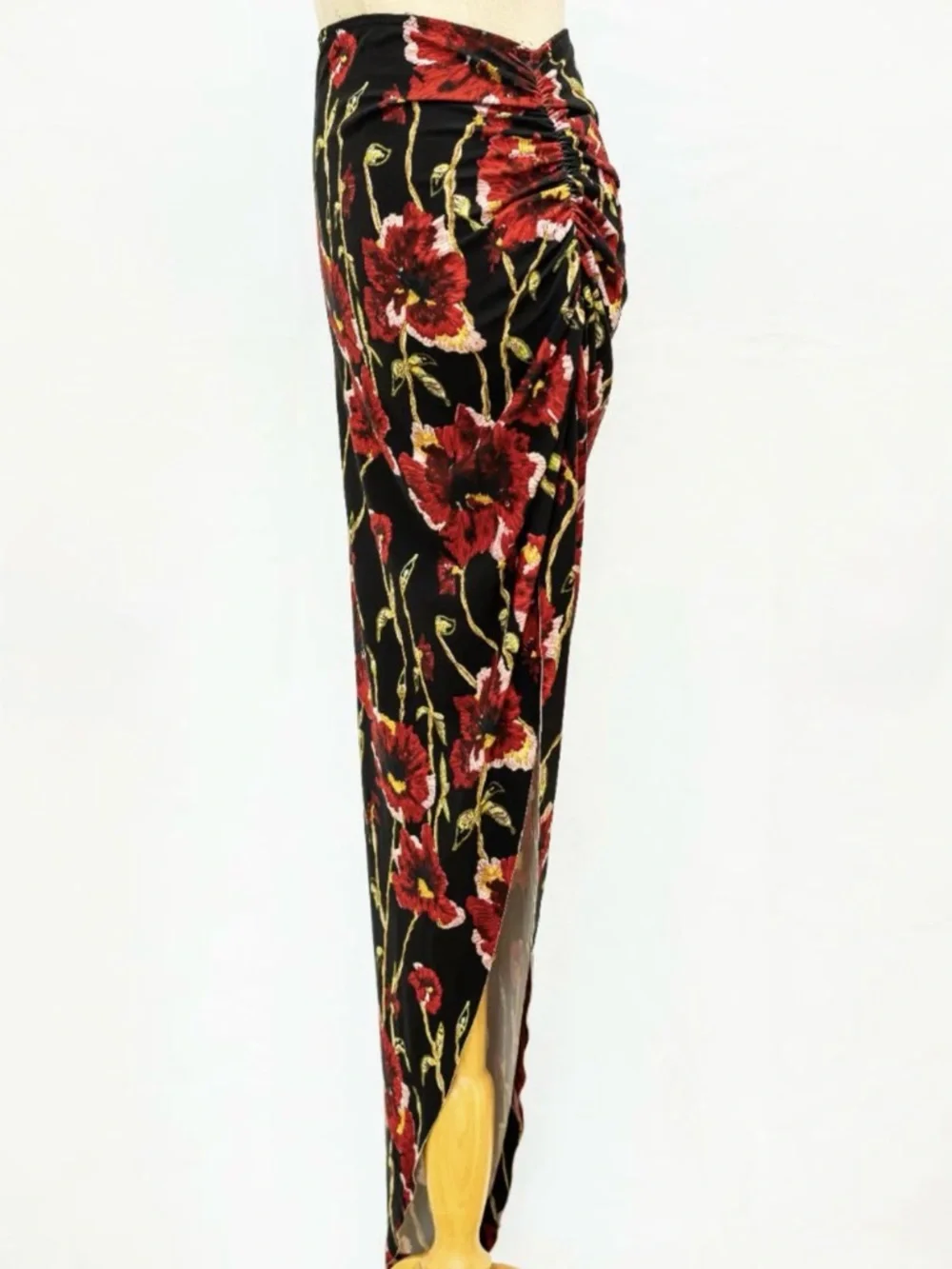 (New) Norma Kamali Floral Off-Shoulder Top and Side Slit Skirt Set - Picture 5 of 8
